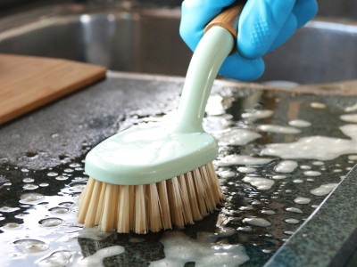 有左佢哋清潔爐具再冇難度