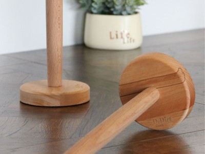 方便大家取紙抹手，而不怕弄髒周圍。