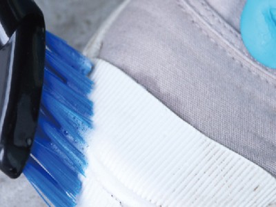 日常清潔家居門框縫隙、玻璃窗縫隙，我選它