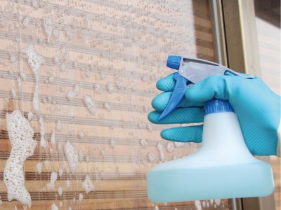 日常清潔消毒，用CT 不倒翁噴水壺，過程簡單快捷。