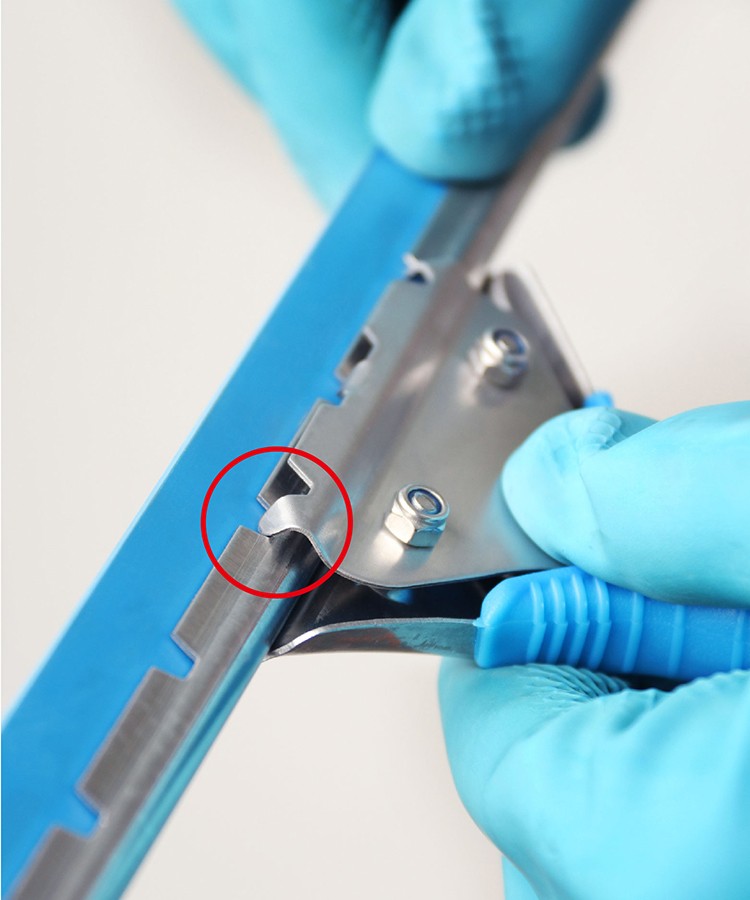 1660893492386144.jpg CT Ergonomic Version Window Squeegee - Cleanic Cleaning Equipment