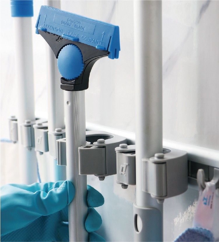 68664496.jpg CT Pole Holder - Cleanic Cleaning Equipment